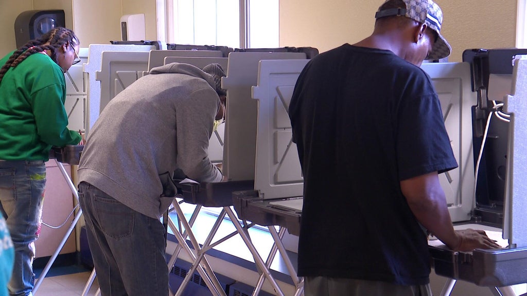 Catholic Charities helps Minnesota's unhoused vote ahead of midterms β WCCO / CBS Minnesota, Cupertino Sports news