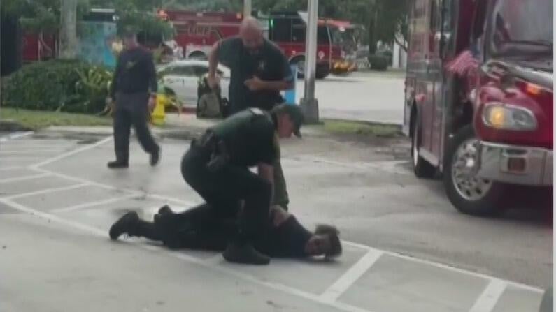 Woman accused of carjacking after stolen vehicle crash in Broward — CBS Miami, Cupertino Community news