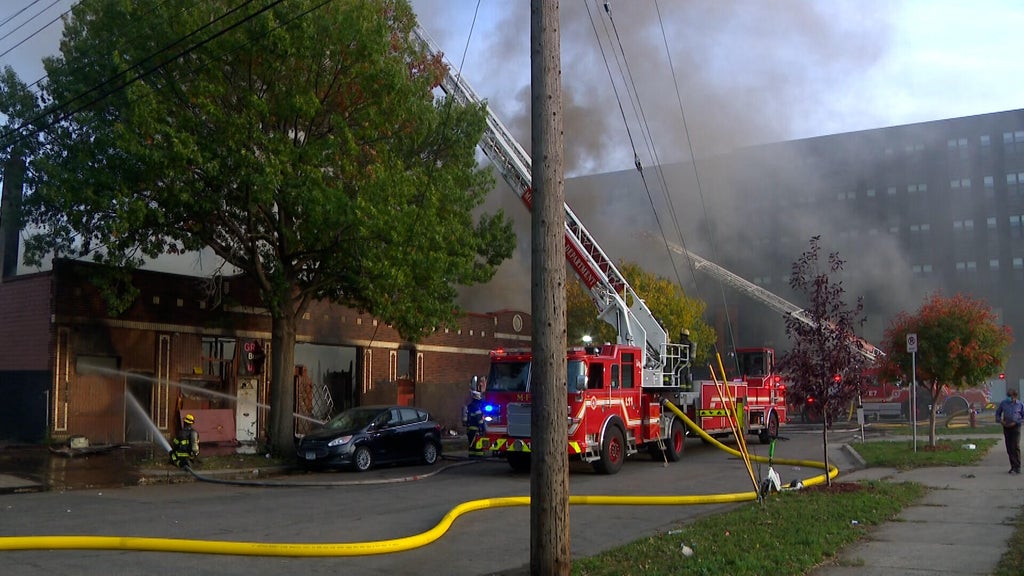 2 Minneapolis firefighters hurt in East Franklin Avenue business fire — WCCO / CBS Minnesota, Cupertino Health news