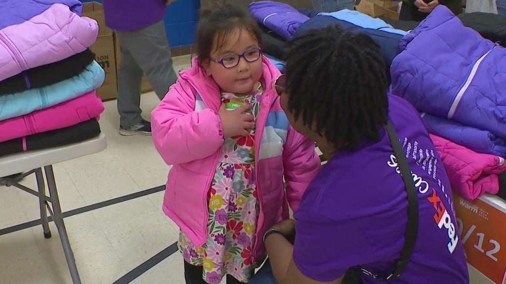 Hundreds of St. Paul students gifted free winter coats by Operation Warm — WCCO / CBS Minnesota, Cupertino Schools news