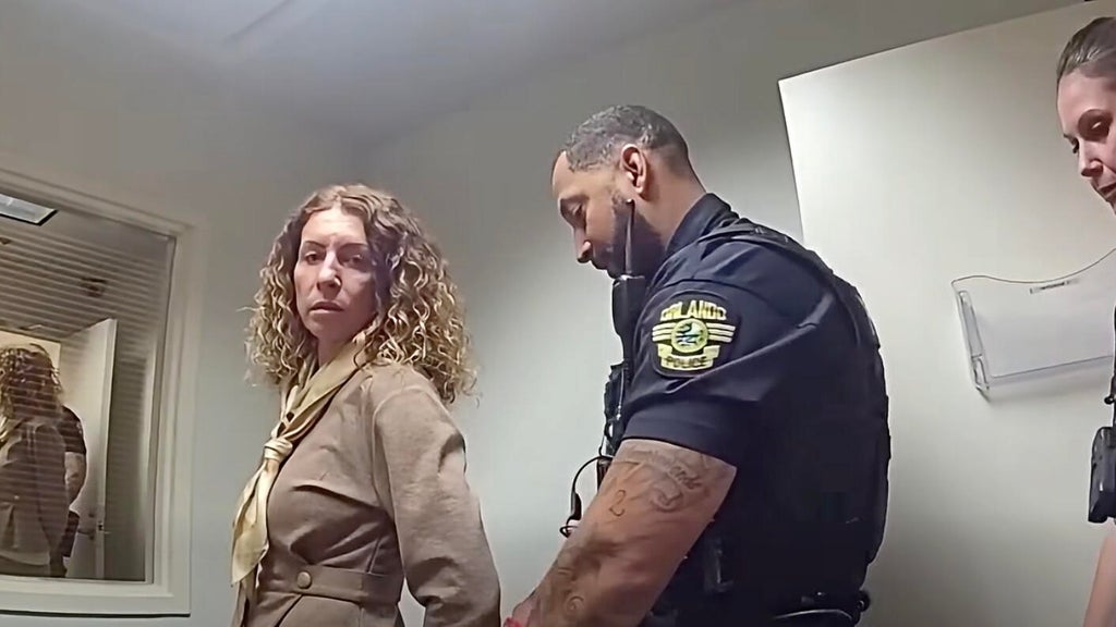 Florida mom arrested at airport for leaving 4 kids home alone during work trip to Vegas, deputies say — Cupertino Health news