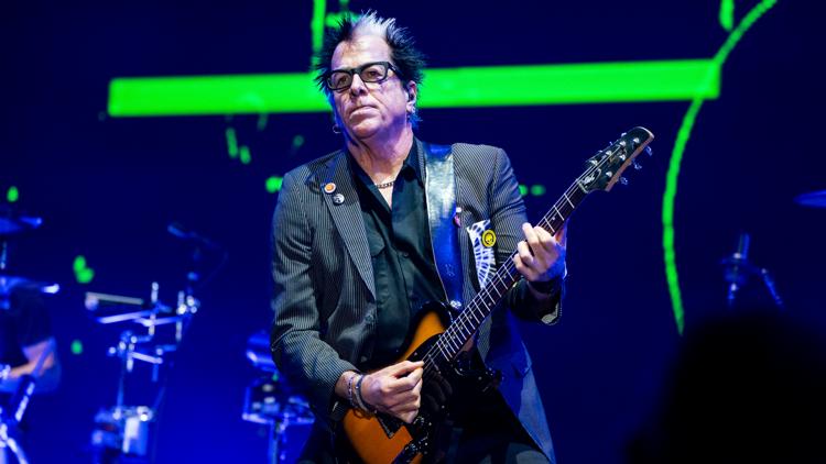 The Offspring guitarist Noodles leaves tour due to 'fairly serious health issue' — KARE 11 Entertainment, Cupertino Health news