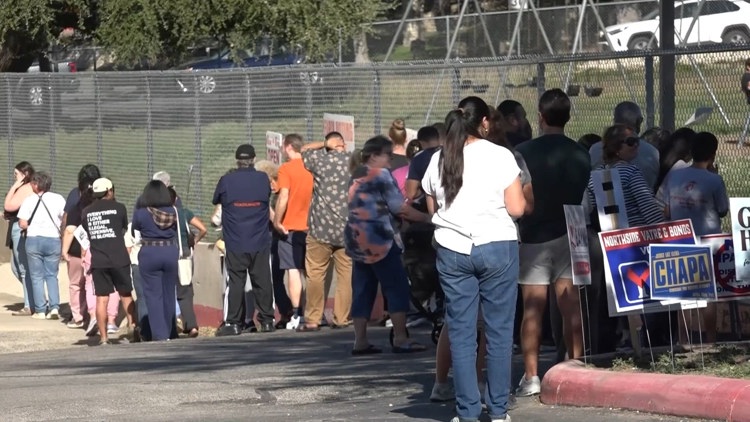 Early voters in Bexar County say voting machines are 'switching' up their selections. Election officials are 'monitoring closely.' — KENS 5 (San Antonio)
