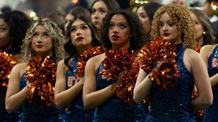Here's what we know about the service member who fell at the UTSA football game — KVUE (Austin), Cupertino Sports news