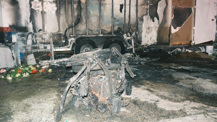 'I'm going back' | East Sixth Street food truck owner recovering after generator explosion burns trailer — KVUE (Austin), Cupertino Dining news
