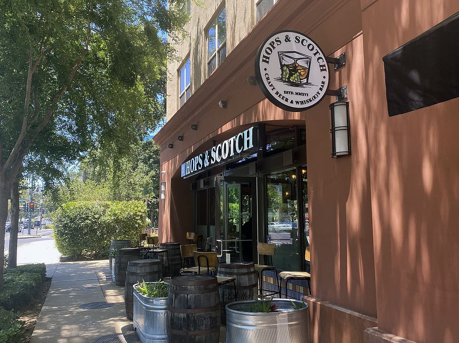 Walnut Creek watering hole shutters — Cupertino Dining news