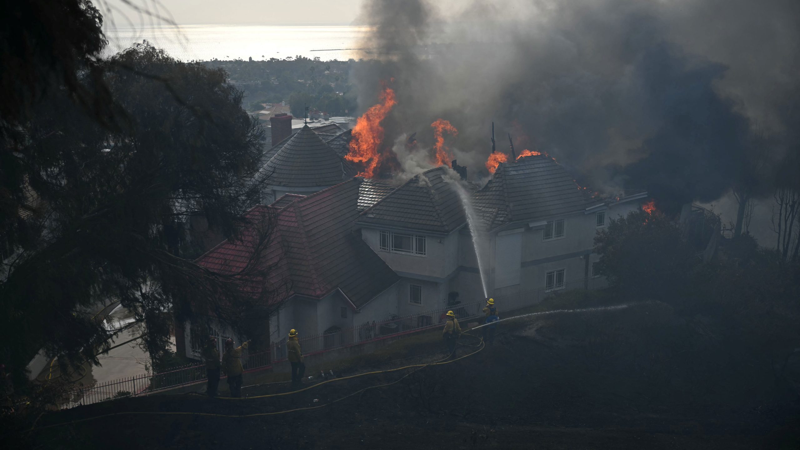 Norte Fire in California threatens homes, forces evacuations — KTVU FOX 2 Bay Area, Cupertino Community news