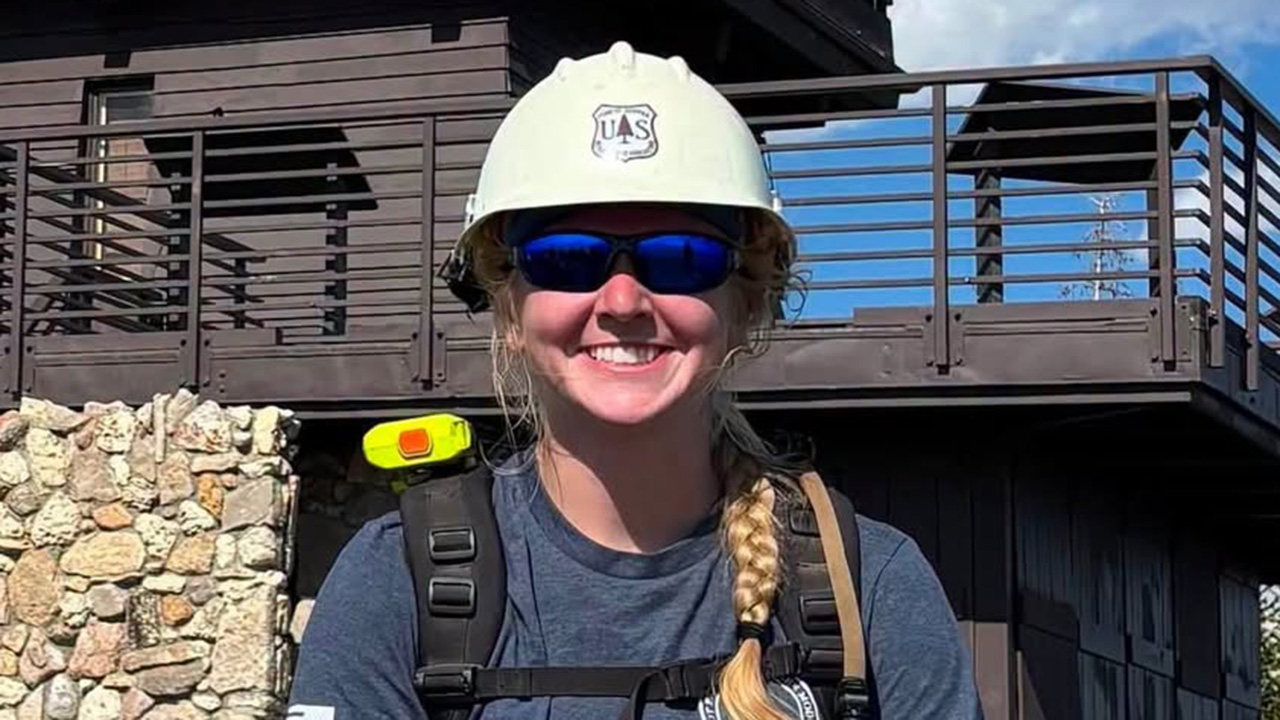 Firefighter, 24, died after being struck by a tree battling La. wildfire — KTVU FOX 2 Bay Area, Cupertino Community news